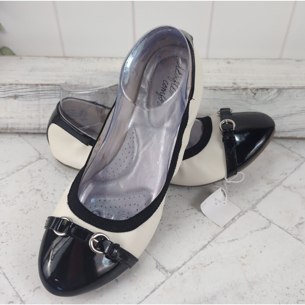 Dexflex Comfort Ballet Flats Ivory Patent Black Buckle Women's 10 NEW